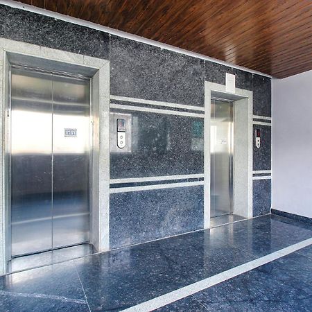 Fabhotel Ssr Fern Suites - 100M From Gsm Mall Madeenaguda Lingampalli エクステリア 写真